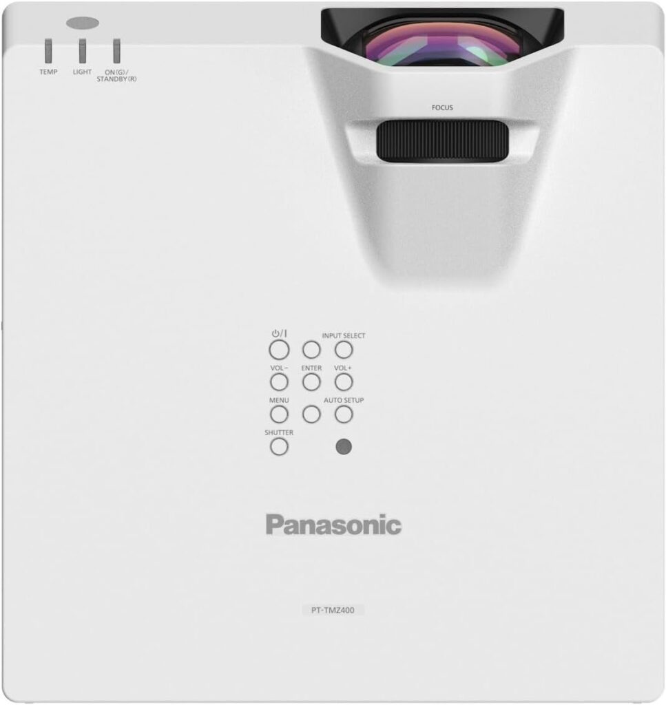 Panasonic PT-TMX380 Test - Bedienung